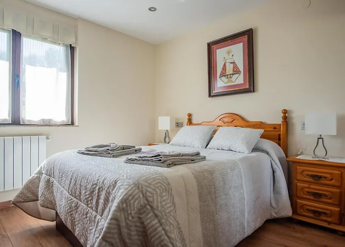 Apartamentos La Cortina